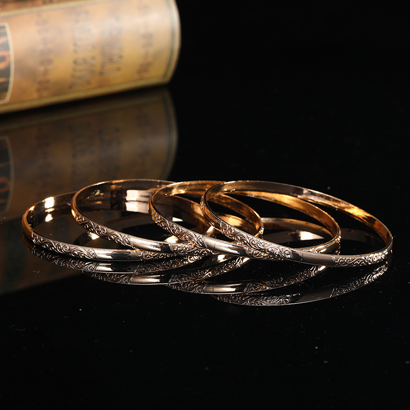 Bracelet Rond Exquis de Style  - Ethnic Fashion In Dubai avis et prix