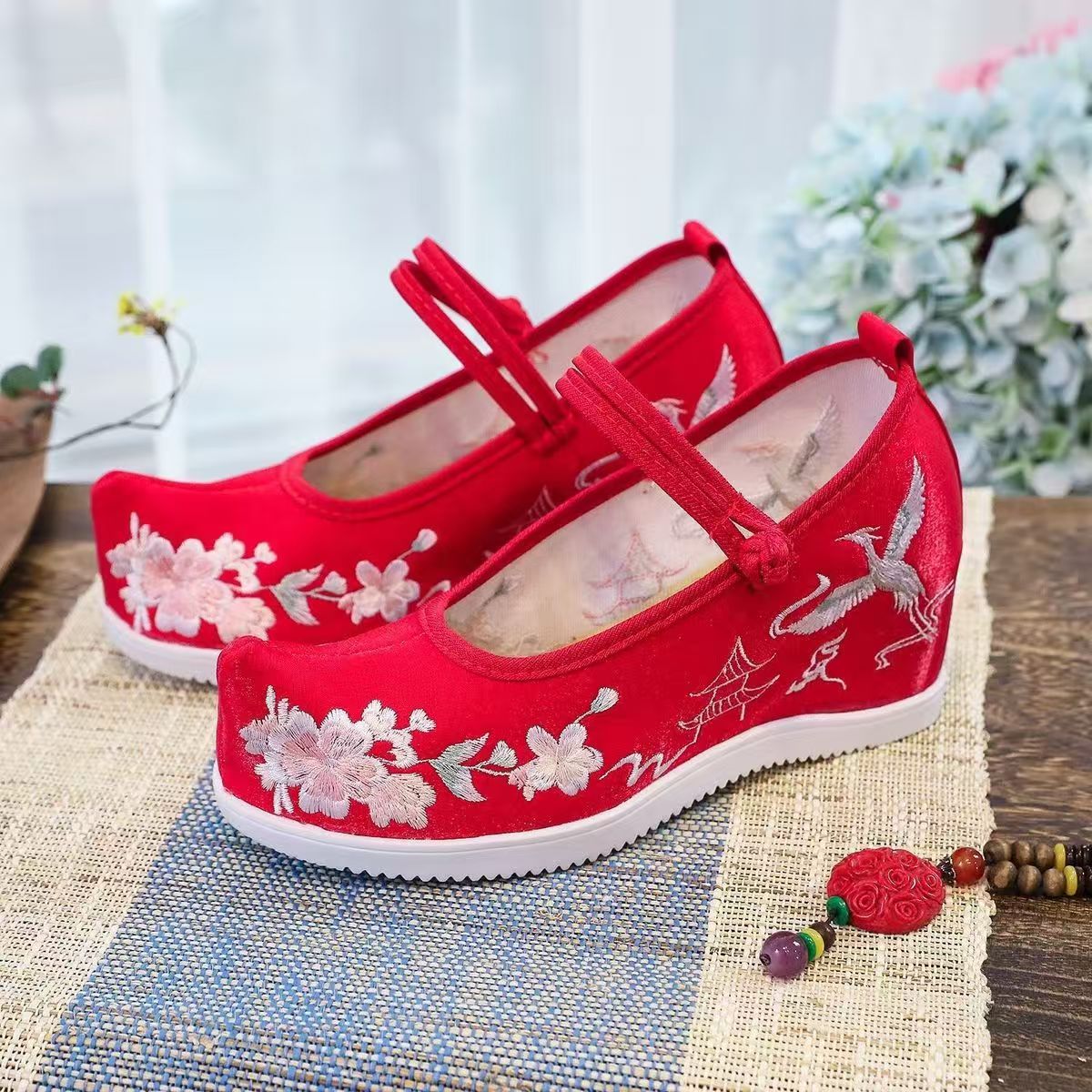 Chaussures brodées internes po - Ethnic Style avis et prix